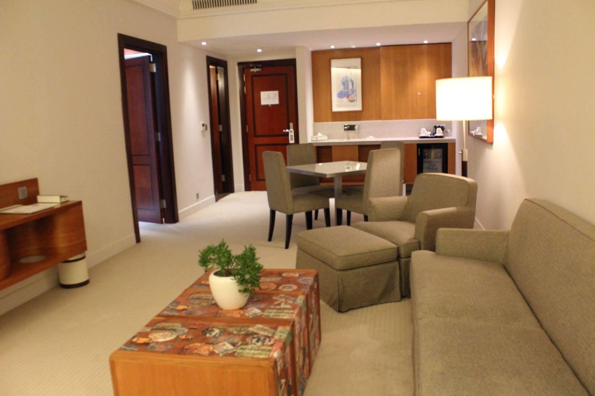 K108 Hotel Doha Exterior foto