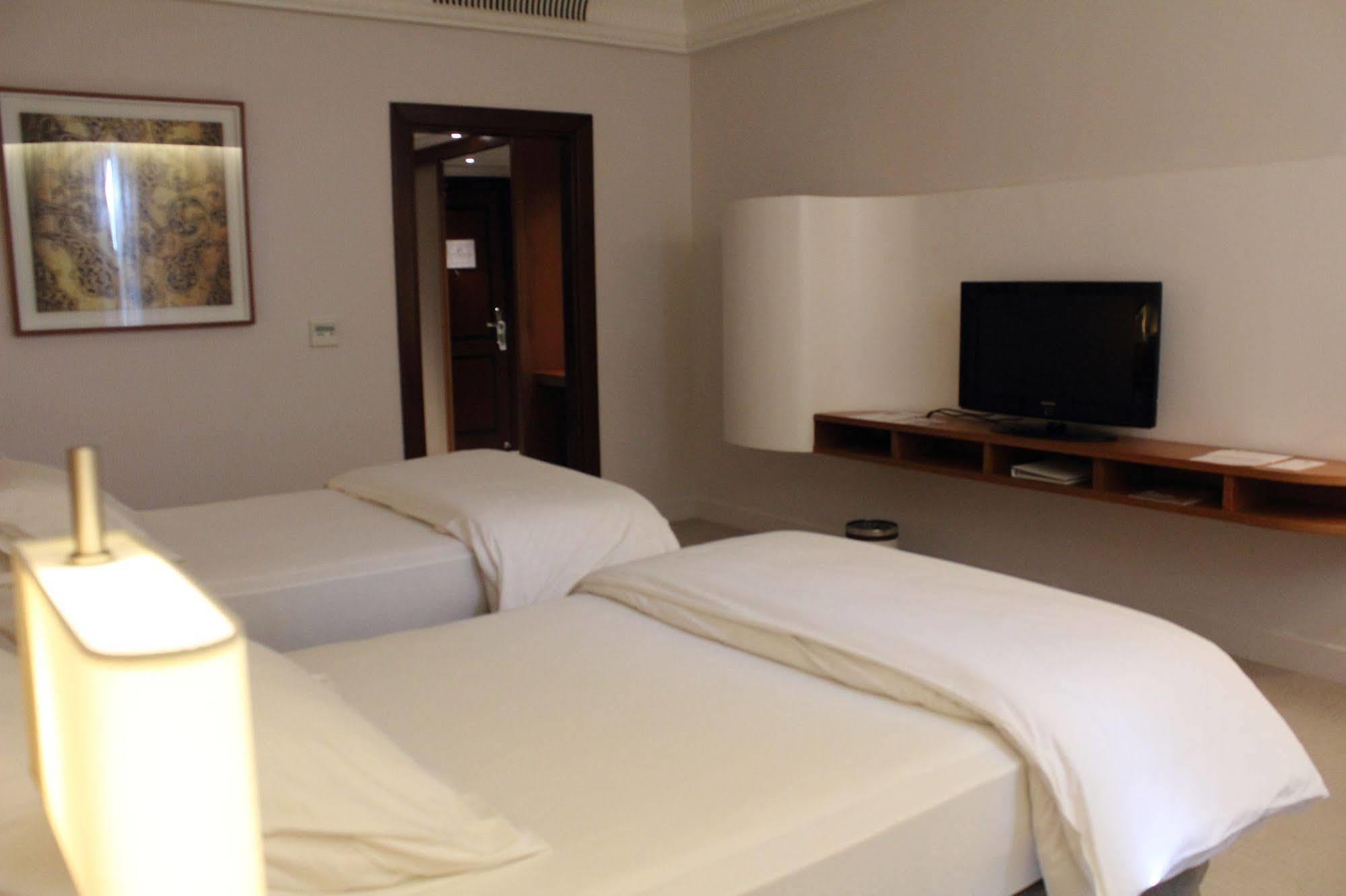K108 Hotel Doha Exterior foto